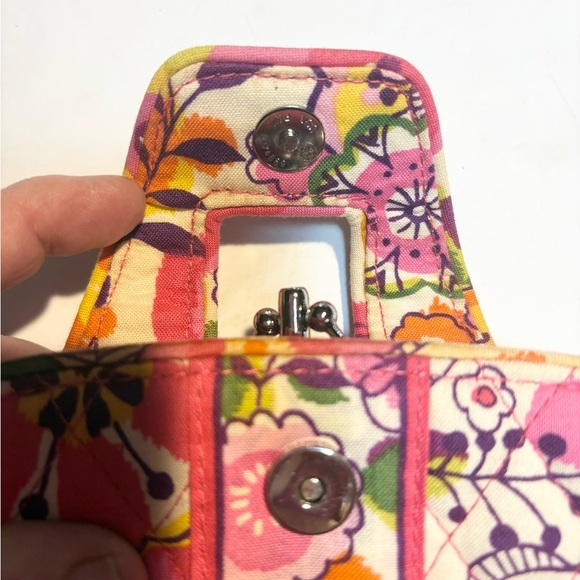 Vera Bradley Clementine clasp clutch wallet floral quilted cotton fabric - Picture 8 of 9